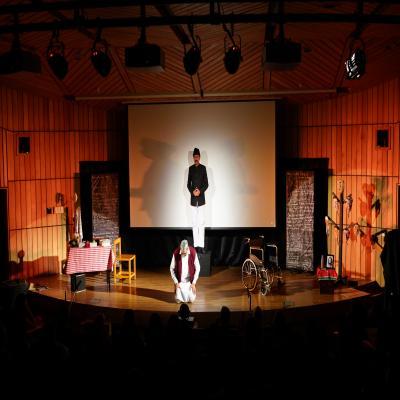  Theatre_10JPG 