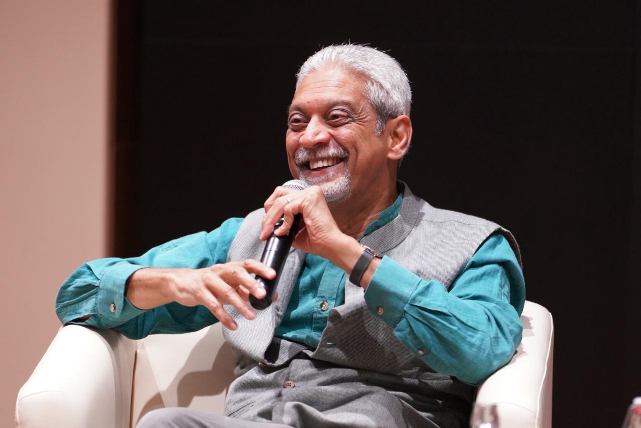  Vikram_talk_3.jpg